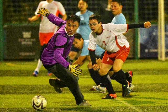 欧冠-萨拉赫破门埃利奥特建功 利物浦2-1里尔